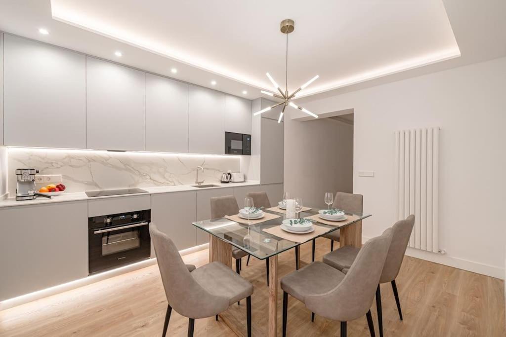 Centro XIV Calle Mayor 3Br 3Bh Apartment Мадрид Екстериор снимка