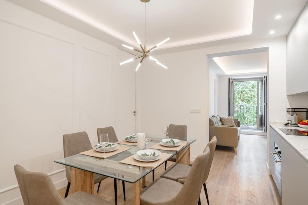 Centro XIV Calle Mayor 3Br 3Bh Apartment Мадрид Екстериор снимка
